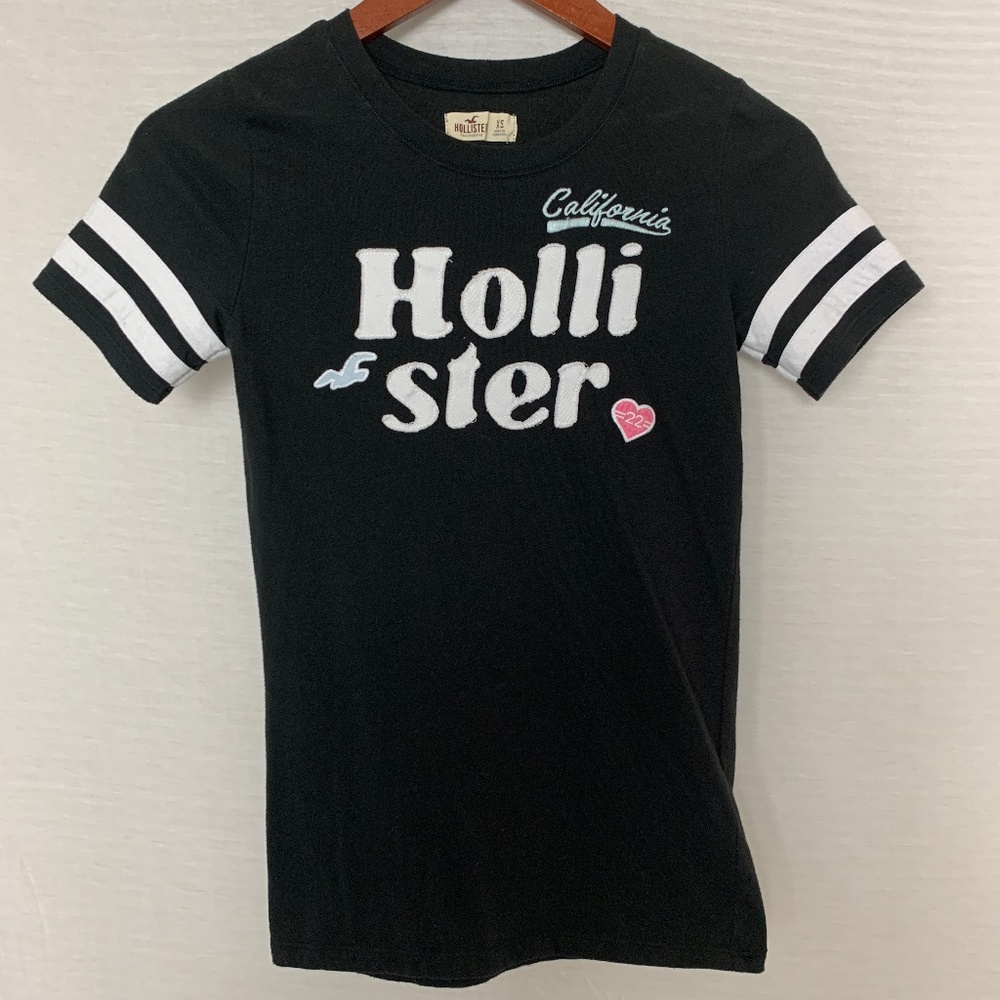 HOLLISTER Embroidered Logo T-Shirt